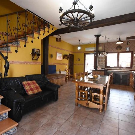 Casa Rural De Estilo Rustico Con Spa 알마그로 외부 사진