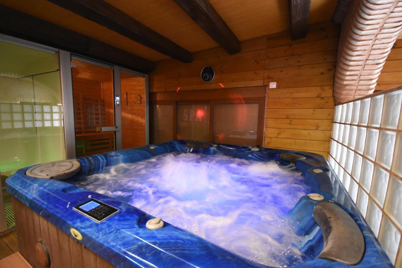 Casa Rural De Estilo Rustico Con Spa 알마그로 외부 사진