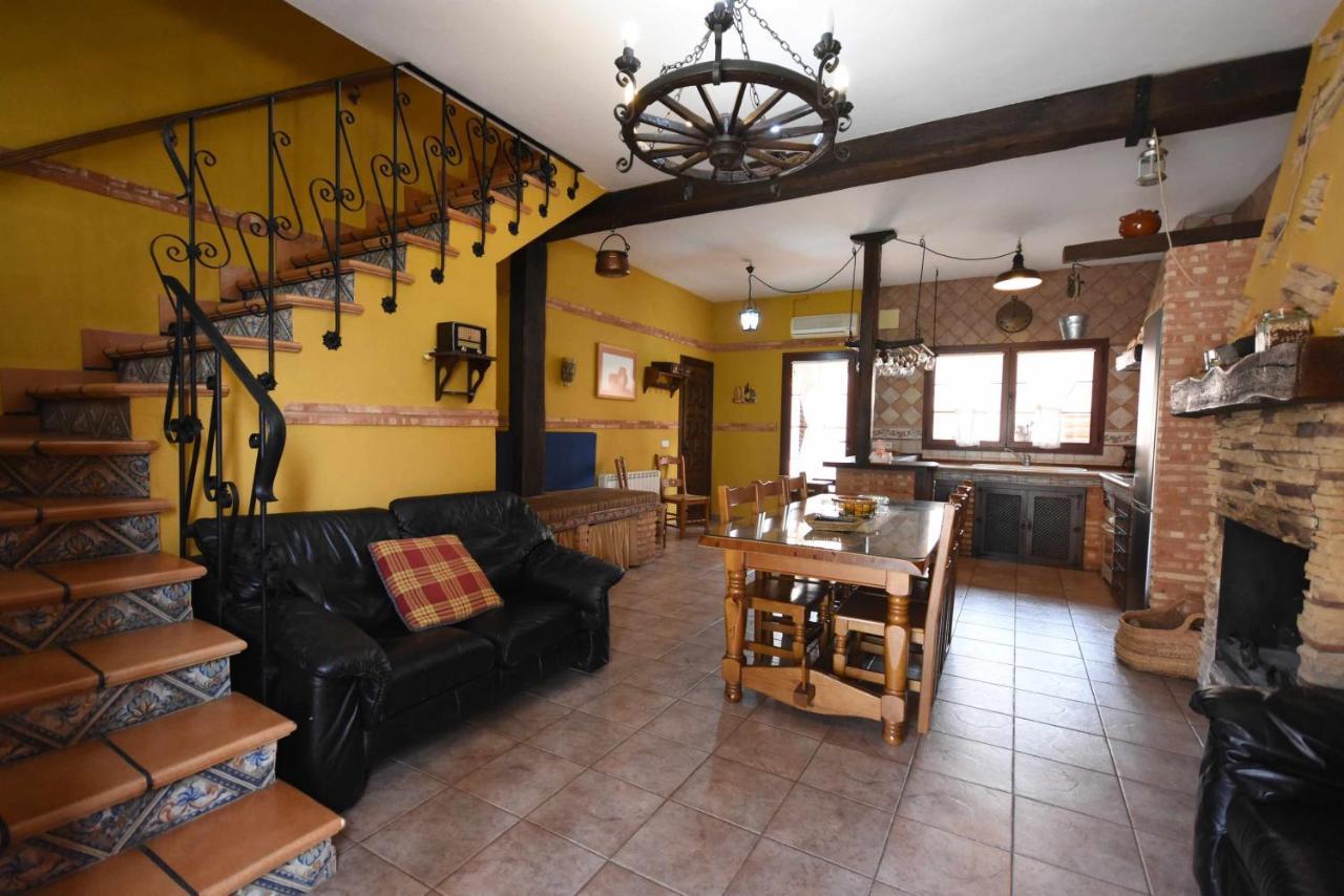 Casa Rural De Estilo Rustico Con Spa 알마그로 외부 사진