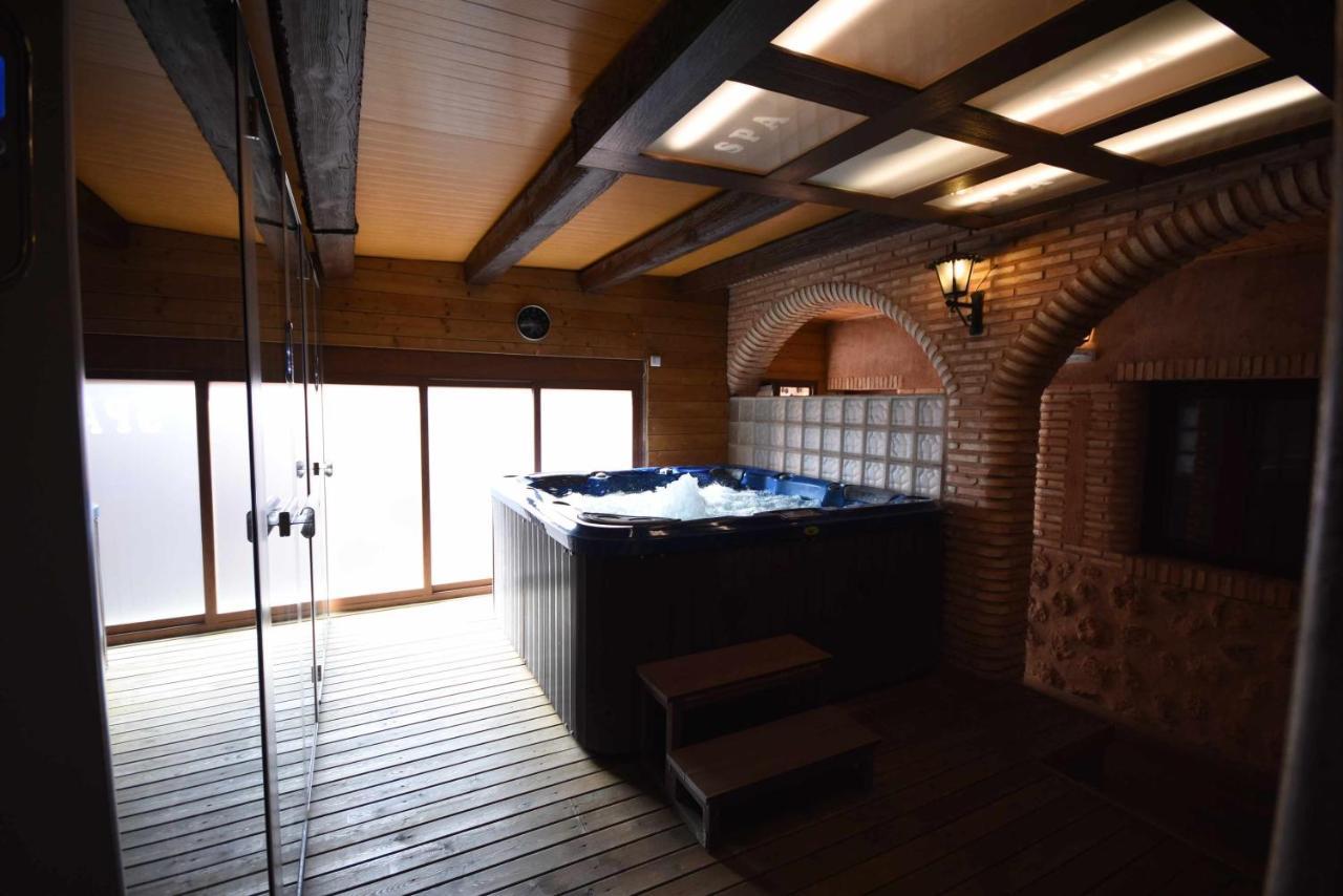Casa Rural De Estilo Rustico Con Spa 알마그로 외부 사진