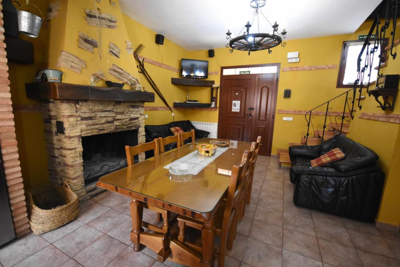 Casa Rural De Estilo Rustico Con Spa 알마그로 외부 사진